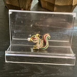 NEW Fashion- Decorative Gold and Green Squirrel Brooch